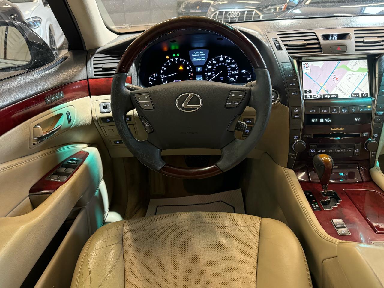 2008 Lexus LS 460 |NAV|BACKUP|BSM|SUNROOF|COOLED SEATS| - Photo #10