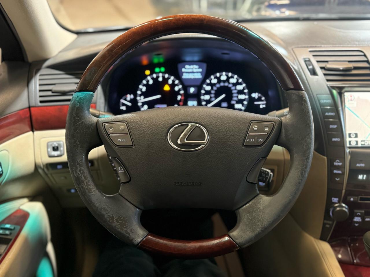 2008 Lexus LS 460 |NAV|BACKUP|BSM|SUNROOF|COOLED SEATS| - Photo #11
