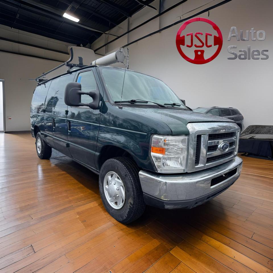 Used 2013 Ford Econoline E-350 Super Duty Commercial for sale in Cobourg, ON