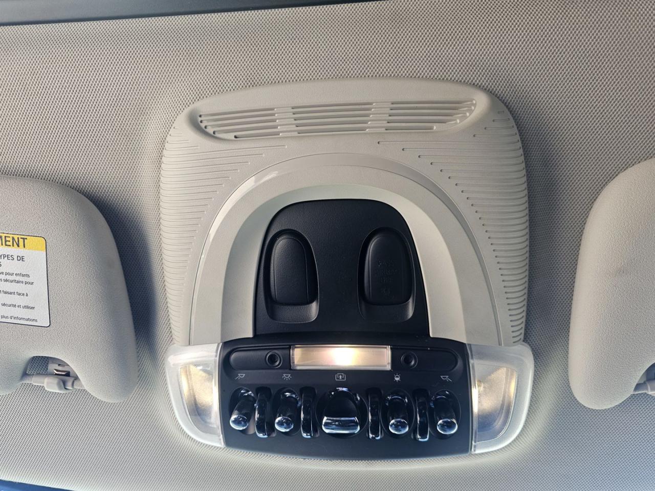 2016 MINI Cooper 3-Door - Photo #15