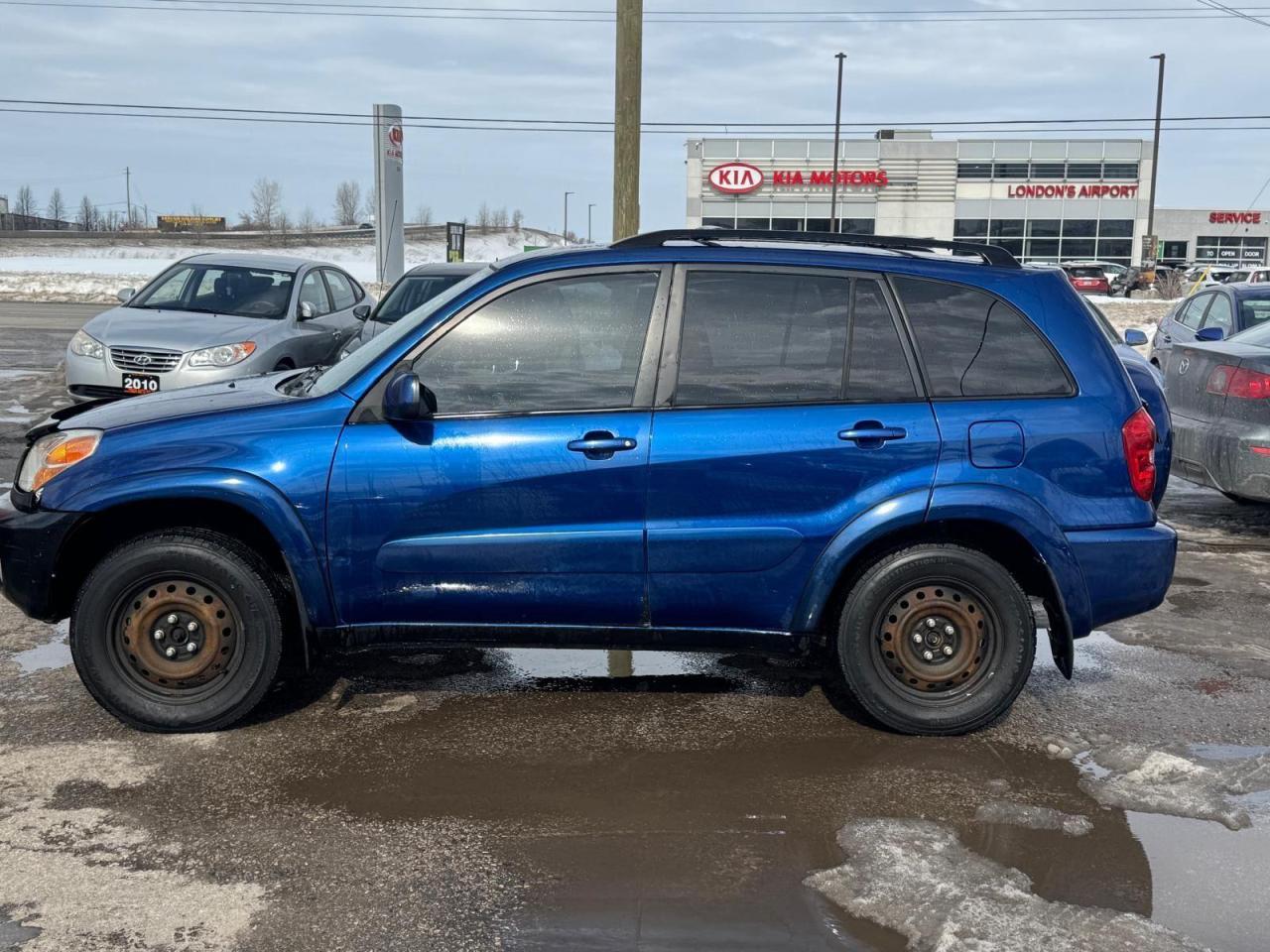 2005 Toyota RAV4 4X4, AUTO, 4 CYLINDER, RUNS WELL, AS IS - Photo #2