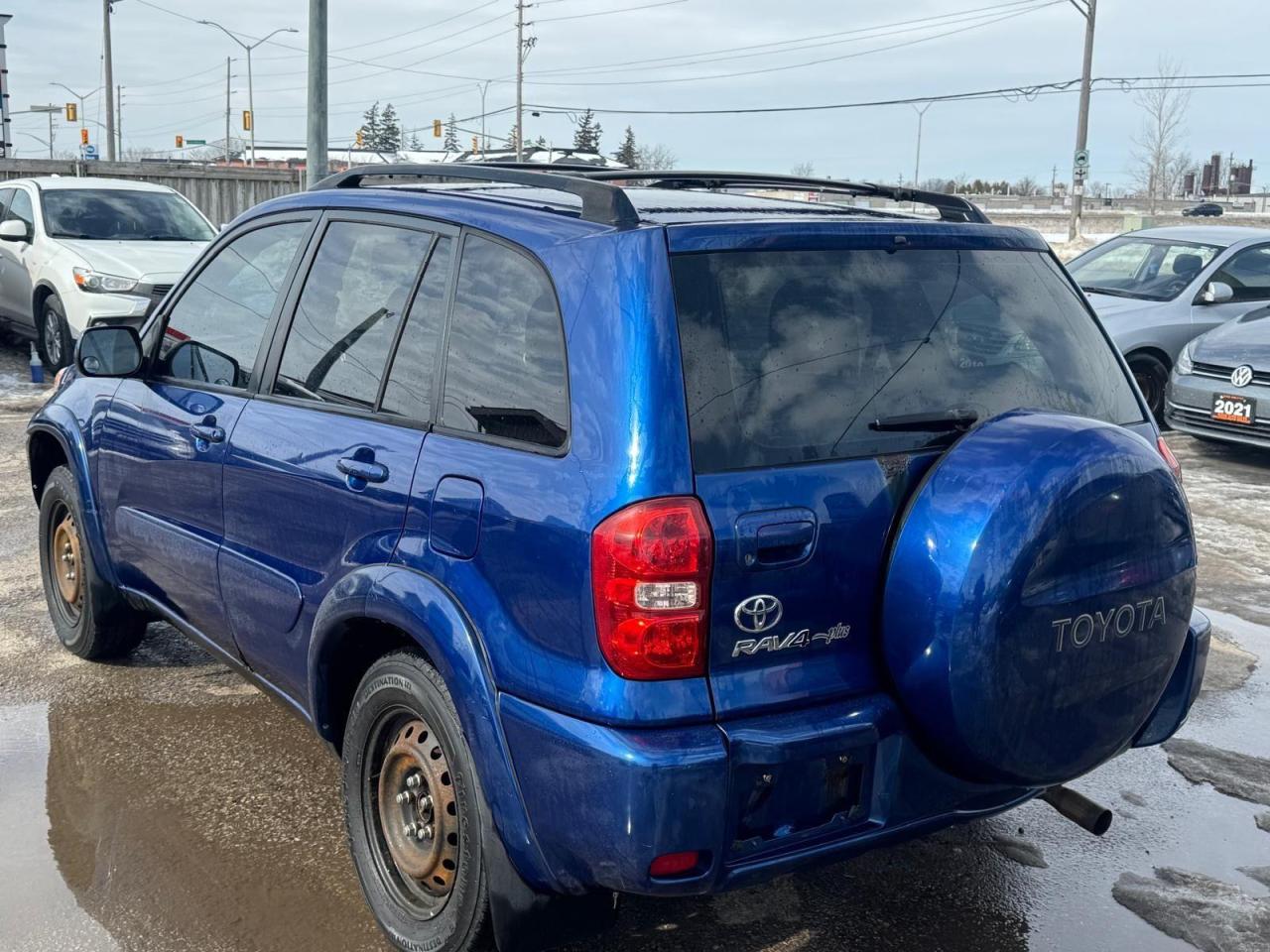 2005 Toyota RAV4 4X4, AUTO, 4 CYLINDER, RUNS WELL, AS IS - Photo #3