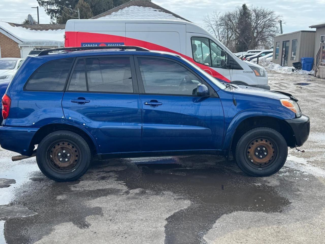 2005 Toyota RAV4 4X4, AUTO, 4 CYLINDER, RUNS WELL, AS IS - Photo #6