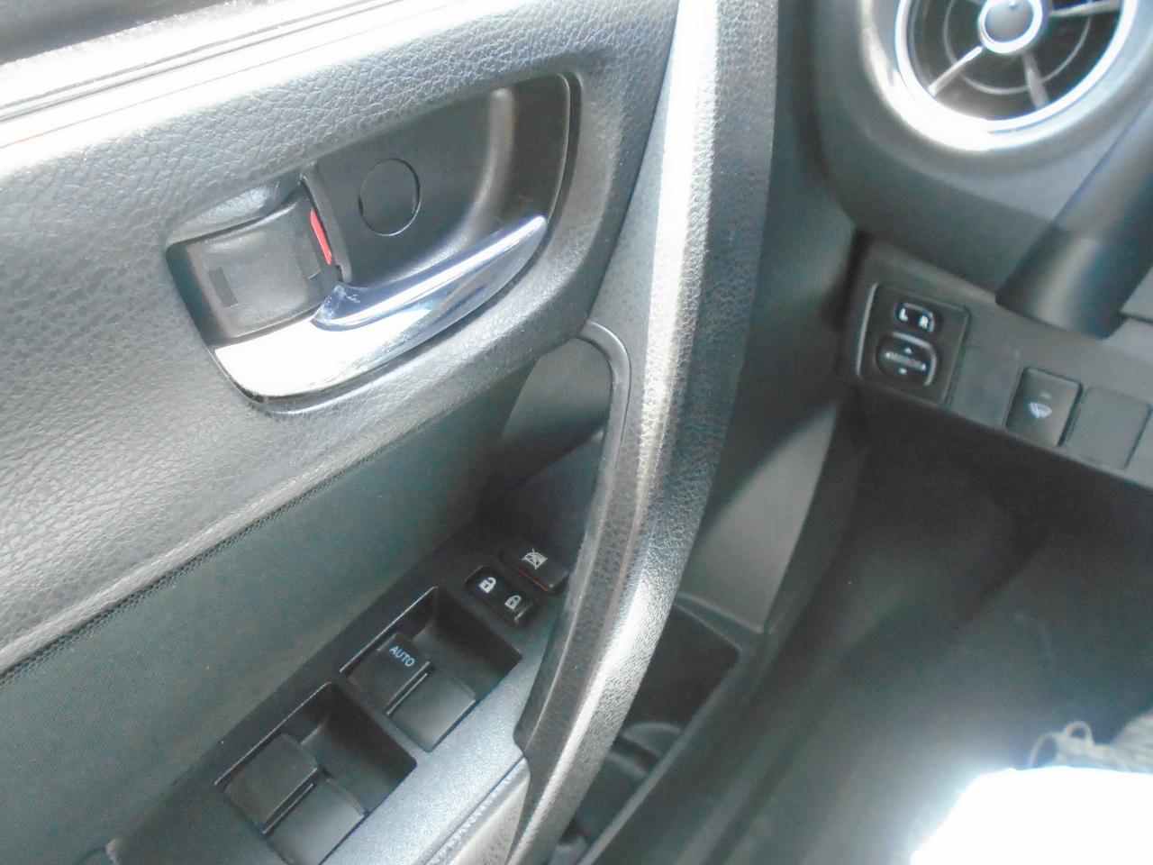 2017 Toyota Corolla 4DR SDN CVT CE - Photo #11