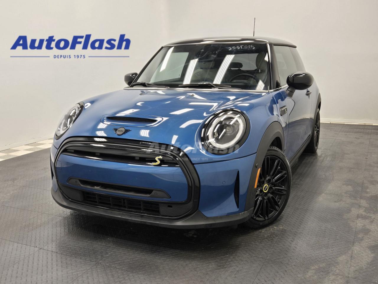 Used 2023 MINI 3 Door ELECTRIQUE, HUD, CAMERA, BLUETOOTH, SIEGES CHAUFF for sale in Saint-Hubert, QC