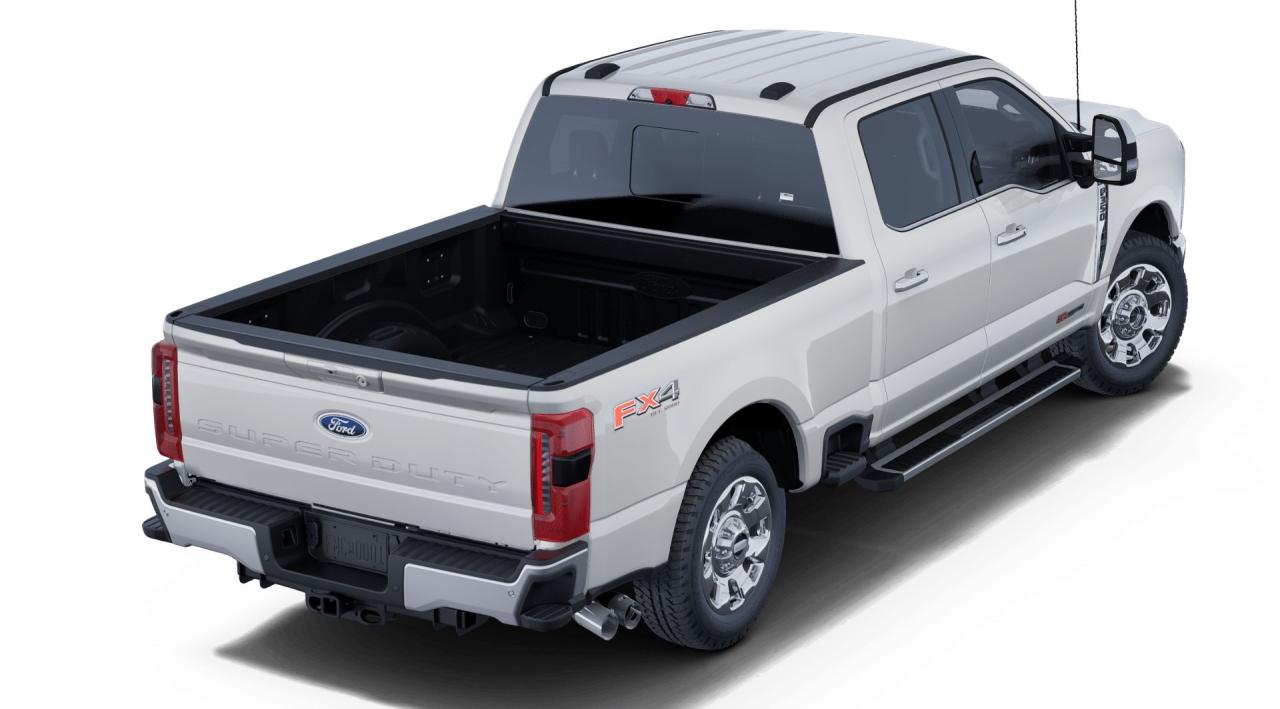 2025 Ford F-350 Super Duty SRW Lariat Photo2