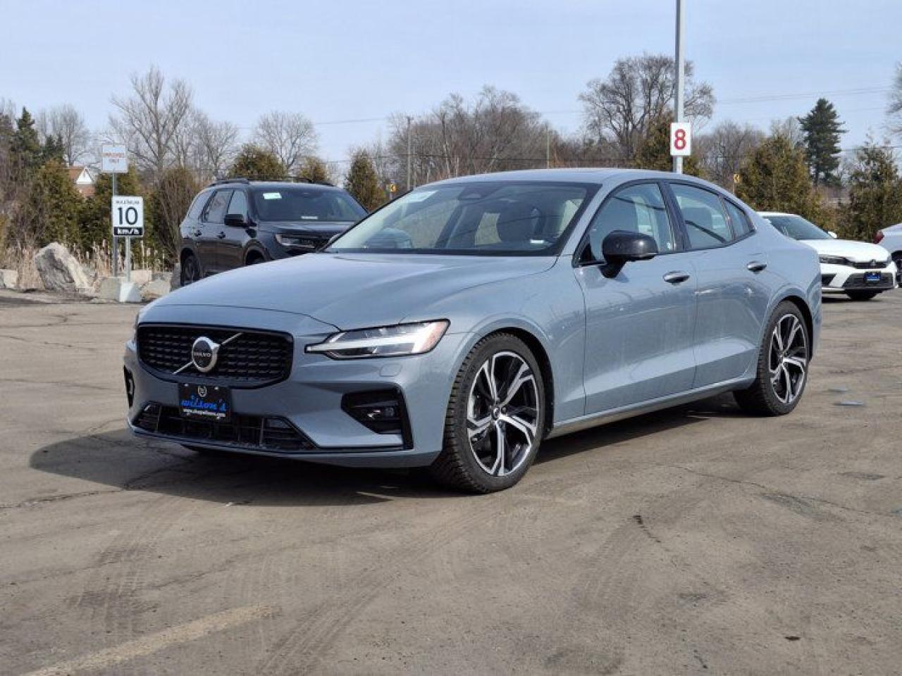 Used 2024 Volvo S60 Plus Dark Theme  AWD | Leather | Sunroof | Heated Seats | Rear Camera | and more! for sale in Guelph, ON