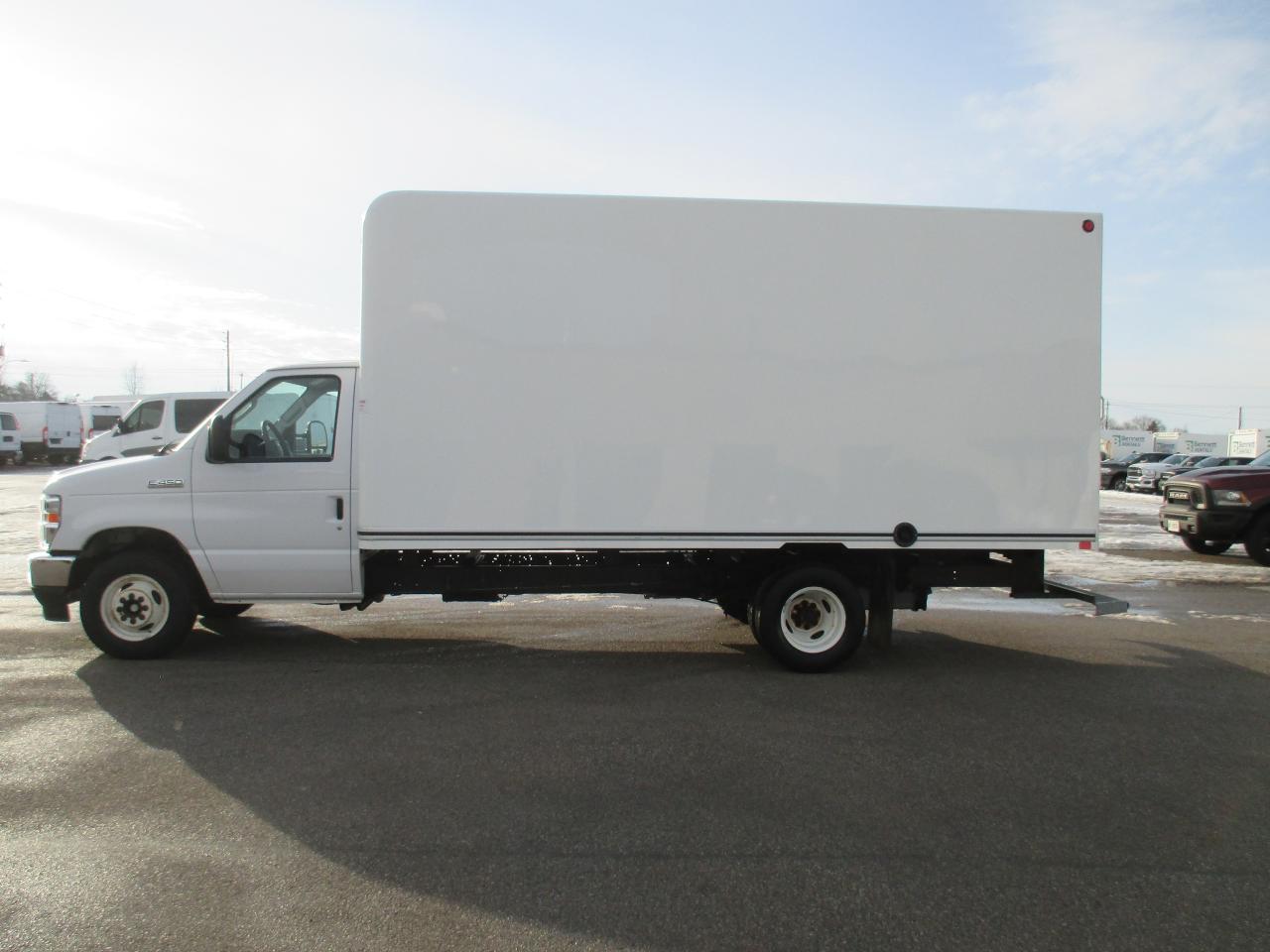 Used 2022 Ford E450 E-450 DRW 176