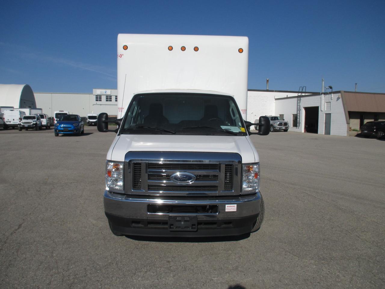 2022 Ford E450 E-450 DRW 176" WB - Photo #11