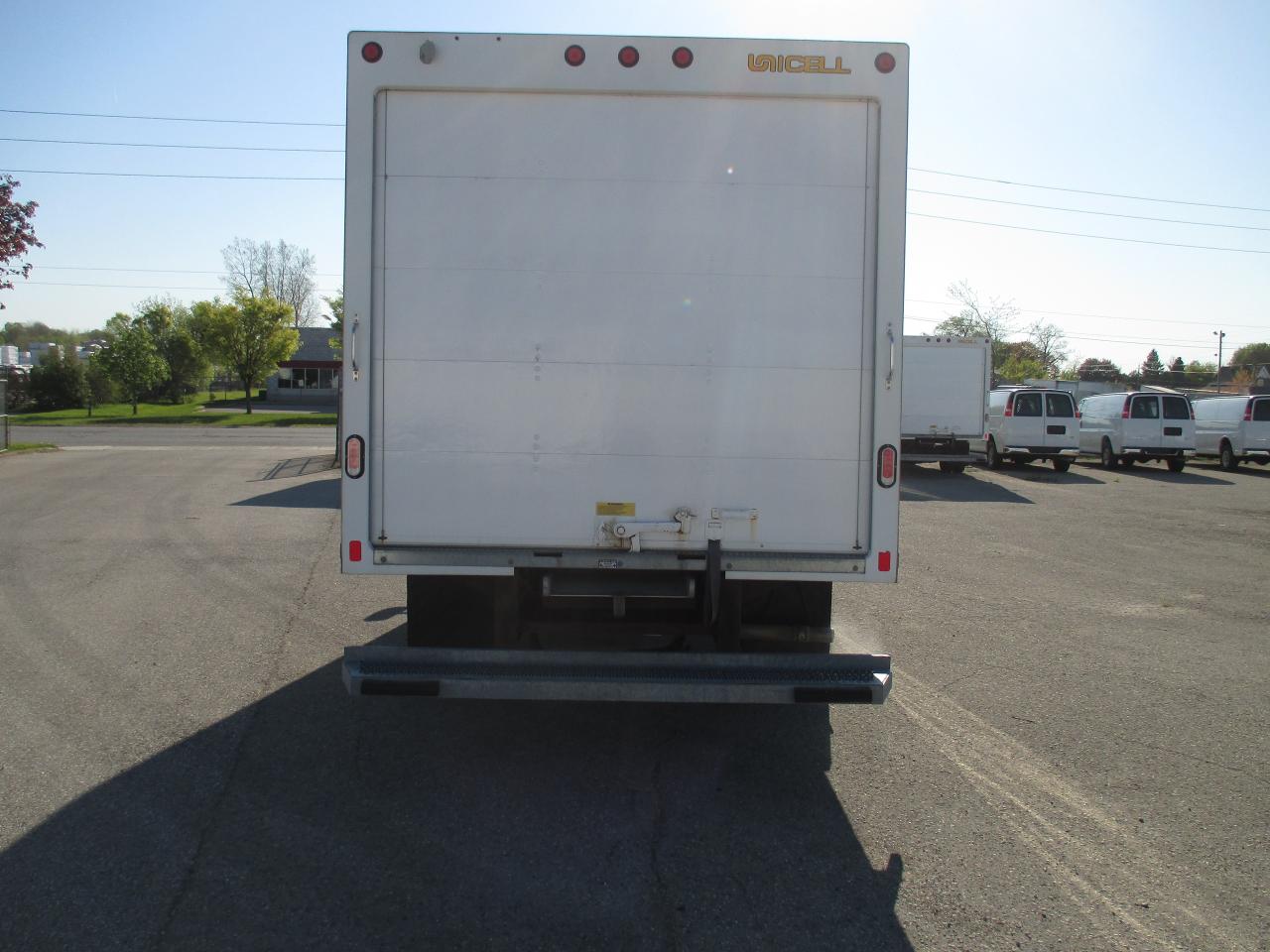 2022 Ford E450 E-450 DRW 176" WB - Photo #14