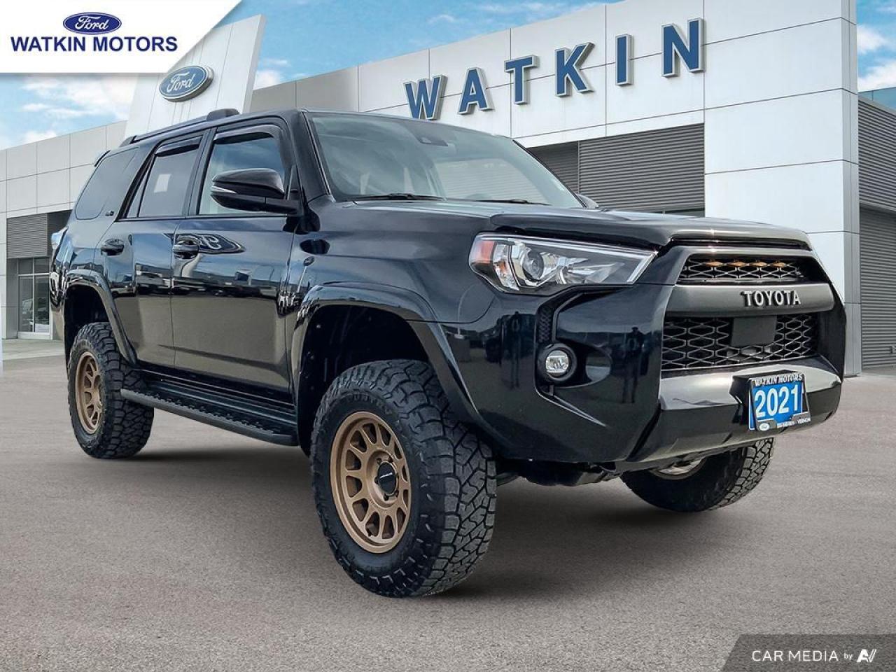 2021 Toyota 4Runner SR5 4X4 Photo6