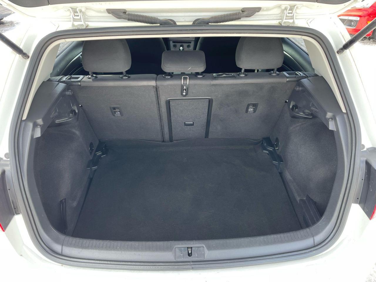 2017 Volkswagen Golf 5dr HB Auto 1.8 TSI Comfortline - Photo #12