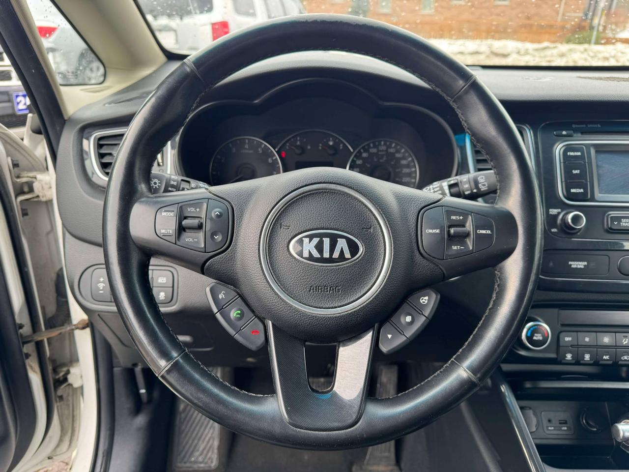 2014 Kia Rondo 4dr Wgn Auto EX - Photo #21