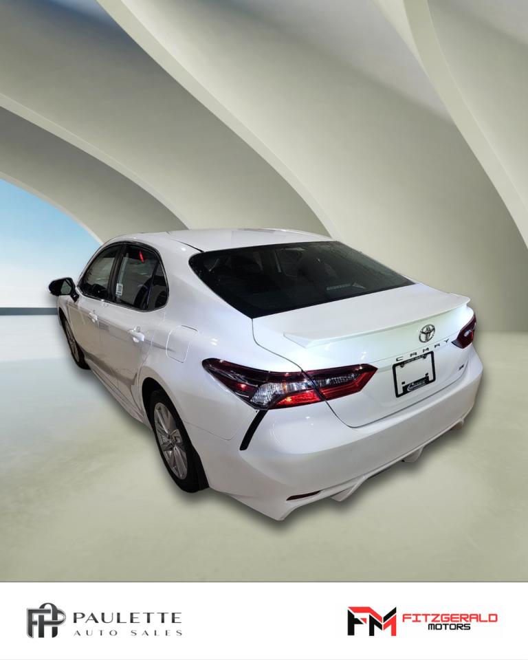 2021 Toyota Camry SE Auto - Photo #2
