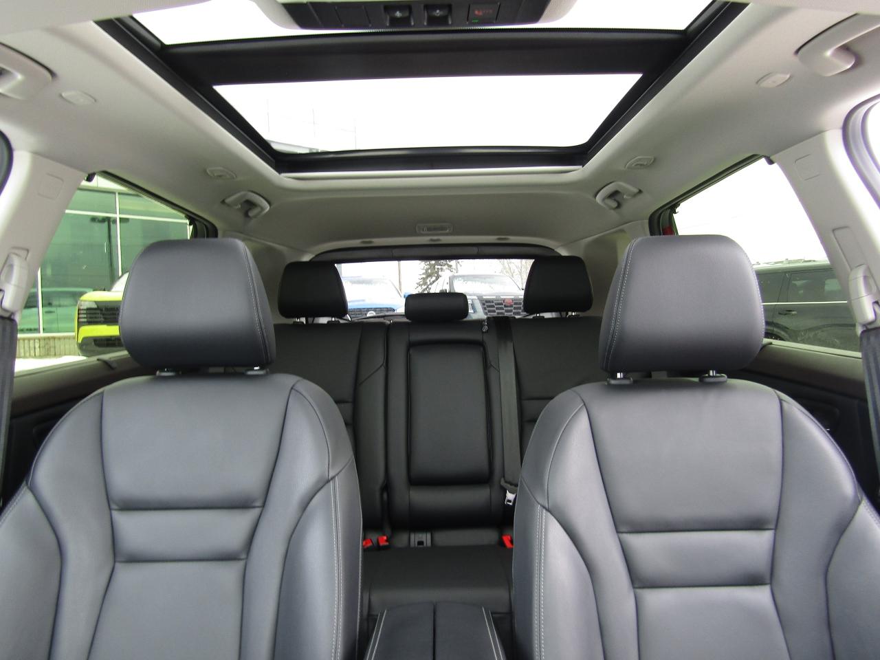 2023 Nissan Rogue SL Photo