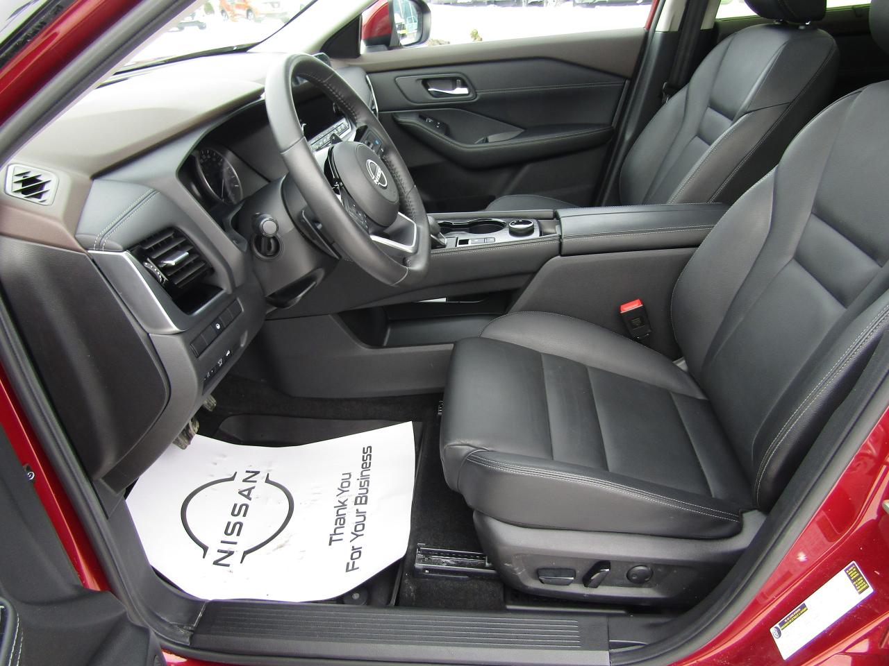 2023 Nissan Rogue SL Photo