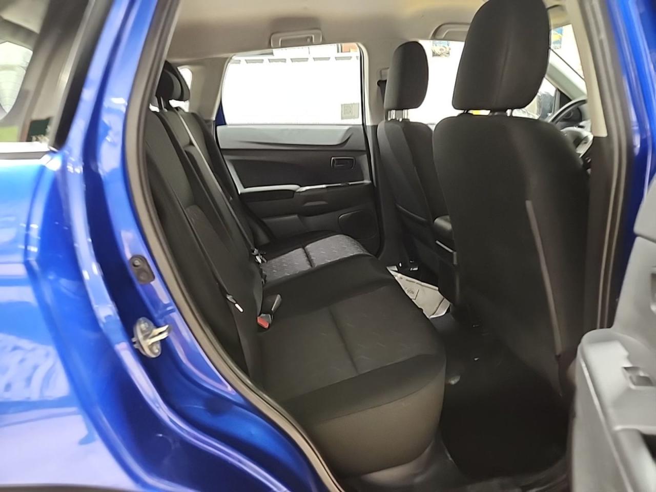 2022 Mitsubishi RVR ES AWC - Photo #5
