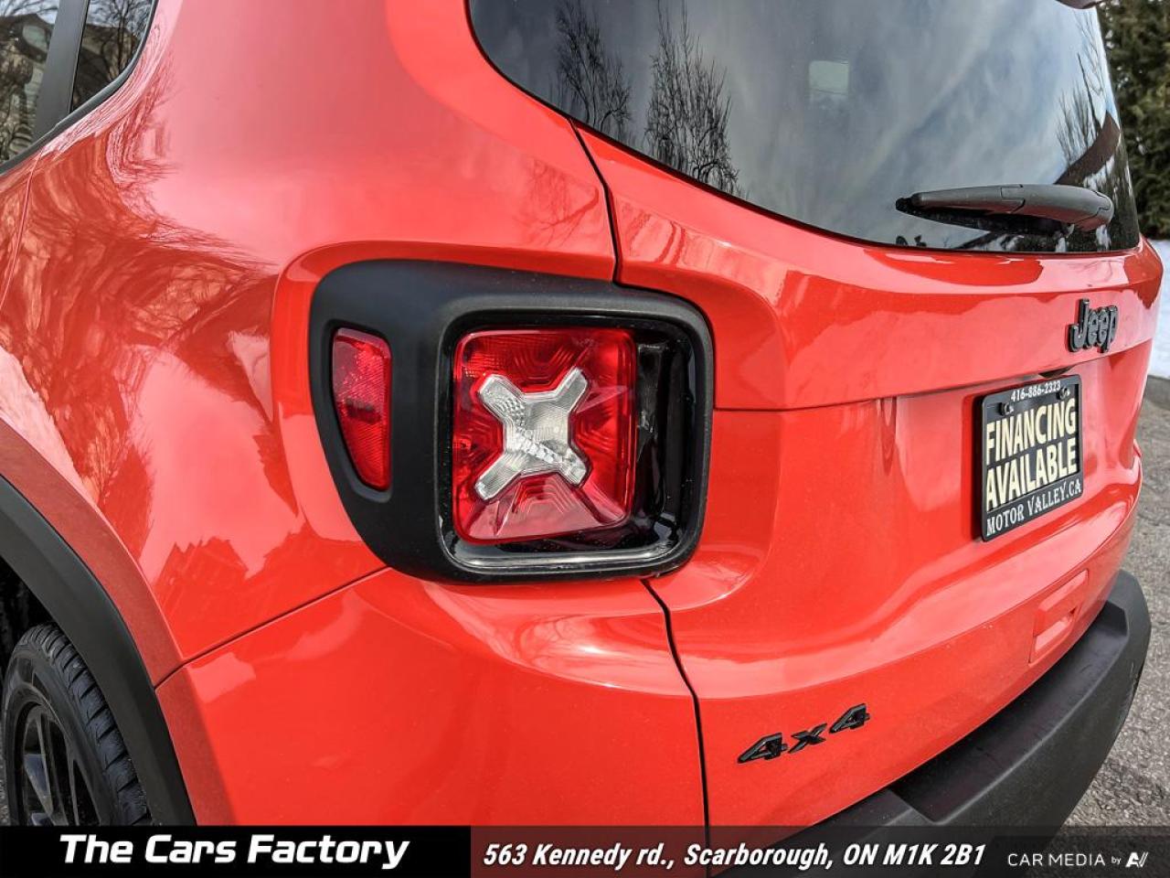 2018 Jeep Renegade ALTITUDE 4X4 Apple CarPlay - No Accident! - Photo #10