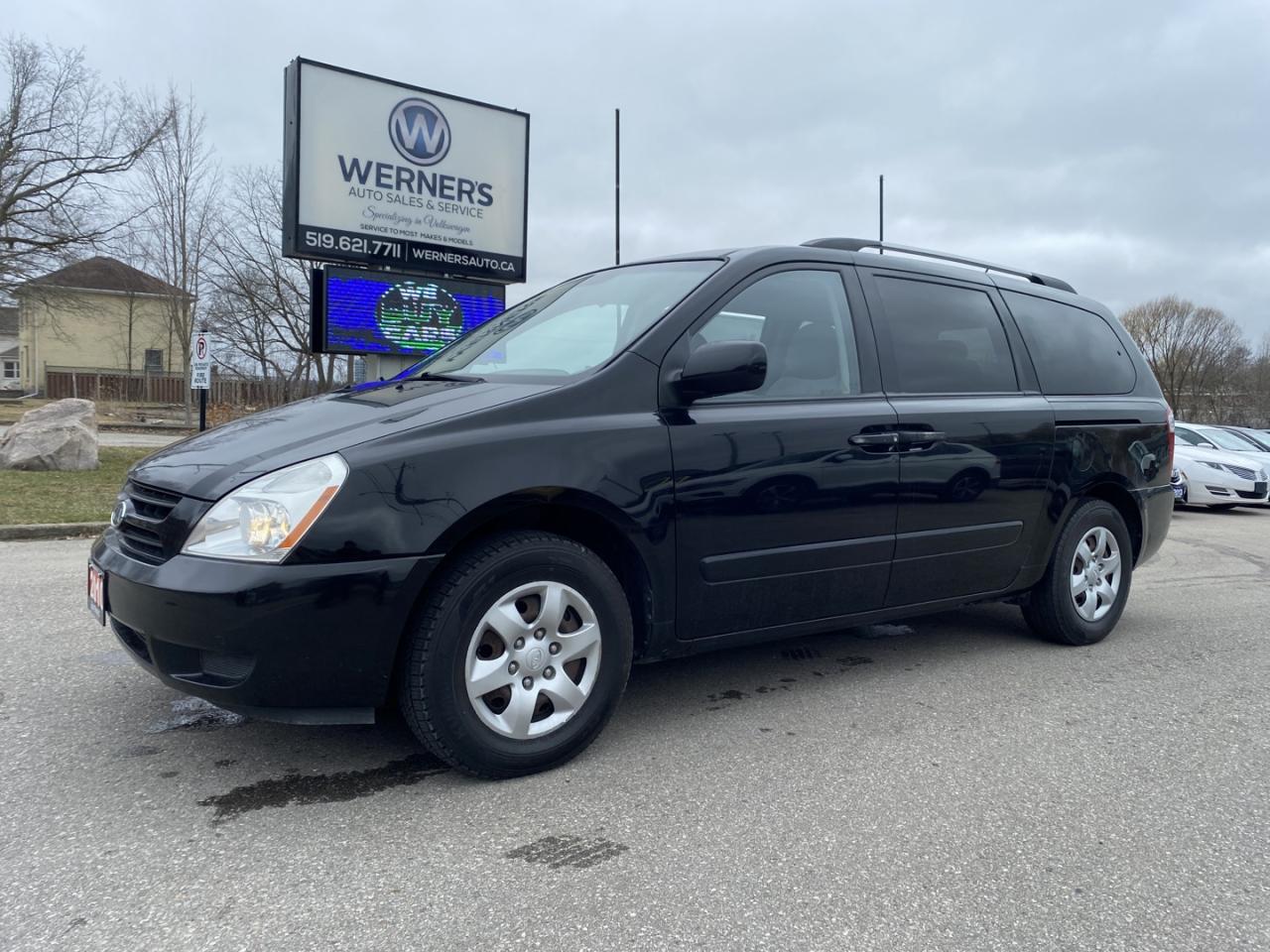 2010 Kia Sedona BASE SWB