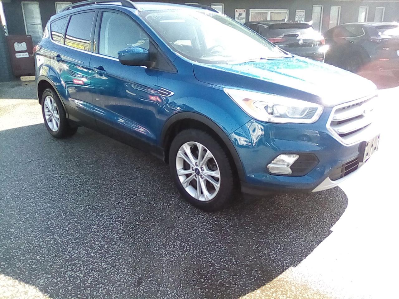2019 Ford Escape SEL FWD