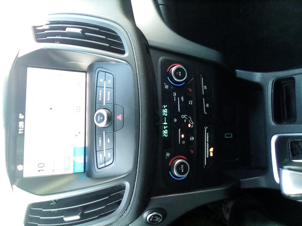 2019 Ford Escape SEL FWD