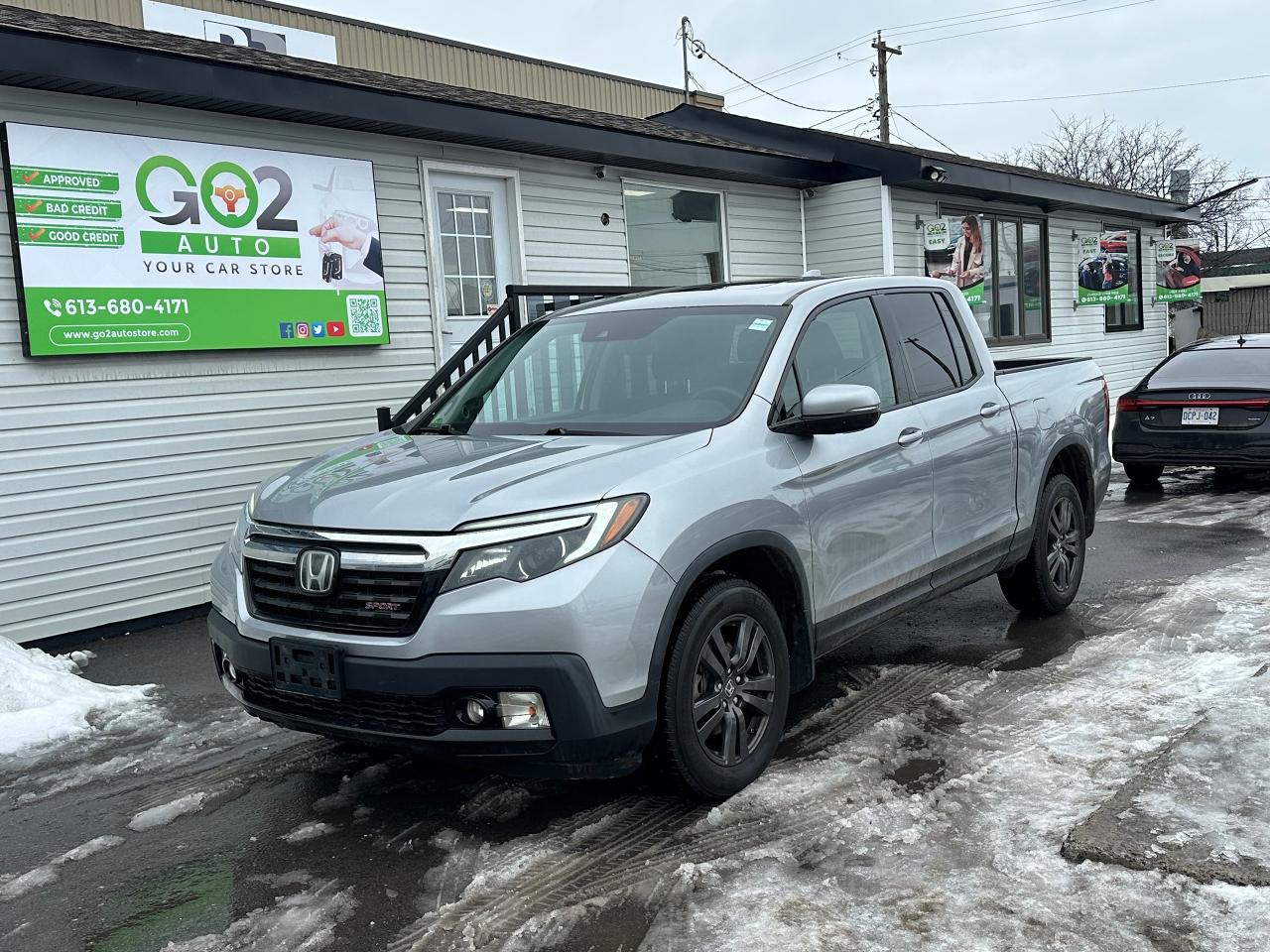 2018 Honda Ridgeline SPORT - Photo #2