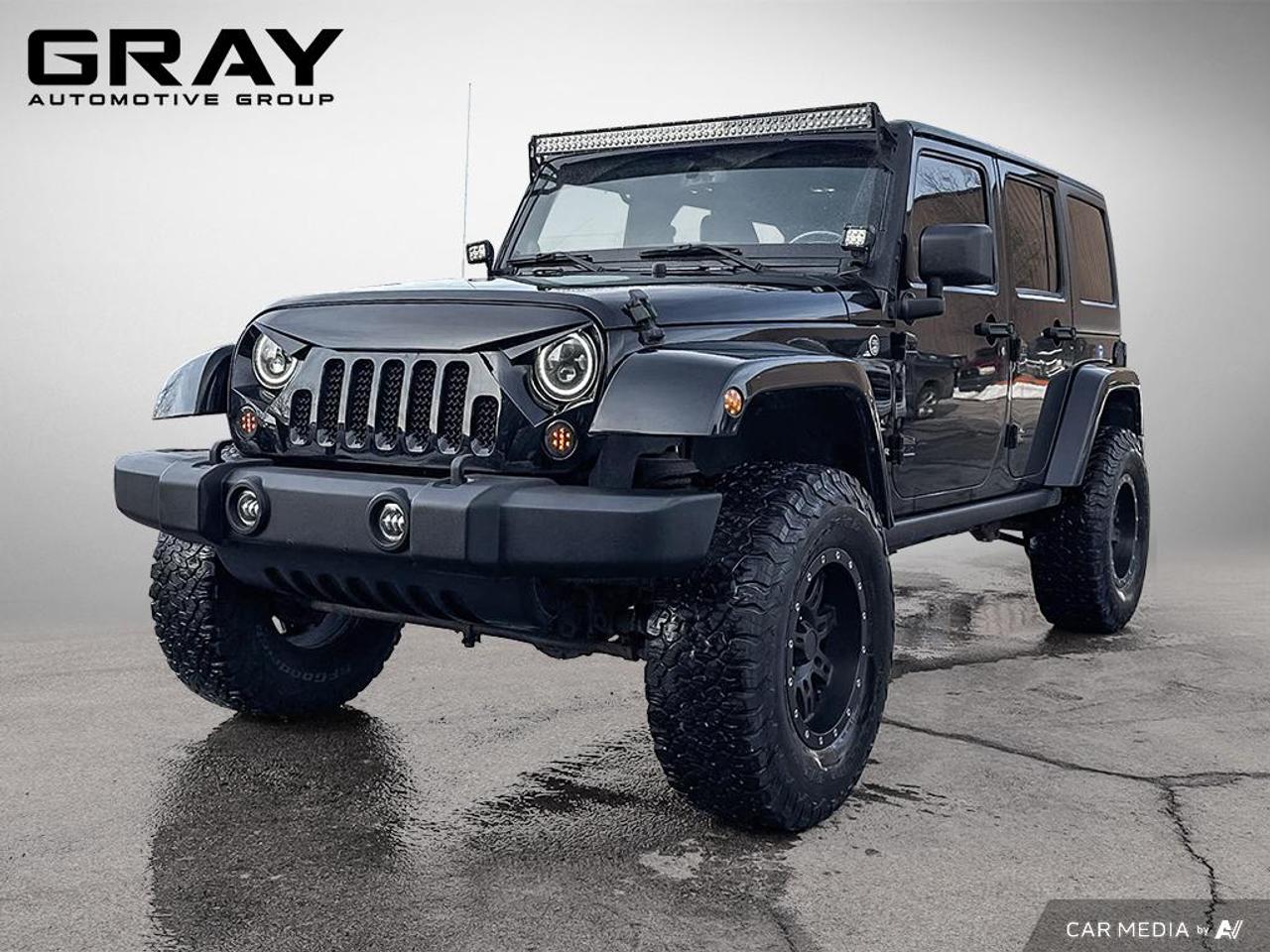 2013 Jeep Wrangler Unlimited Sahara/Dual Top/35s