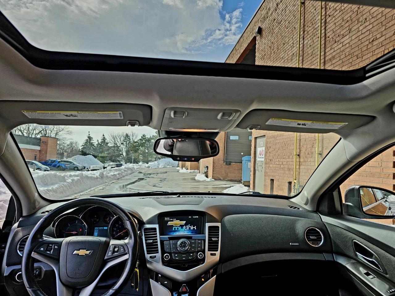 2015 Chevrolet Cruze 4DR SDN DIESEL - Photo #9