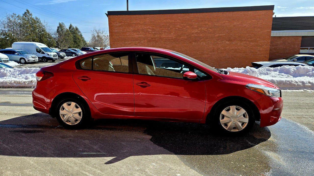 2017 Kia Forte 4dr Sdn Auto LX - Photo #4