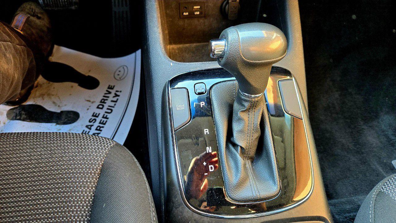 2017 Kia Forte 4dr Sdn Auto LX - Photo #14