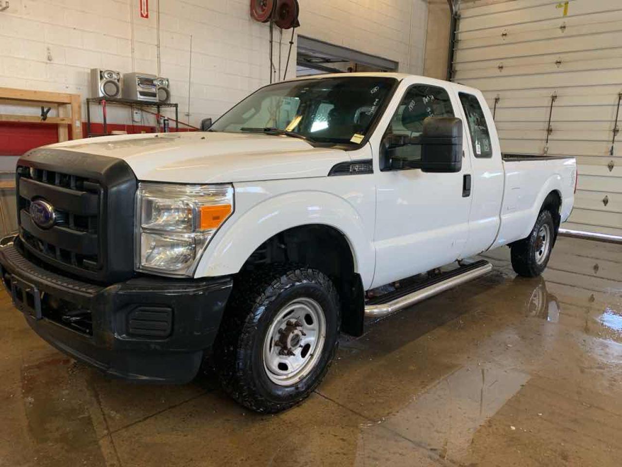 Used 2013 Ford F-250 Super Duty for sale in Innisfil, ON