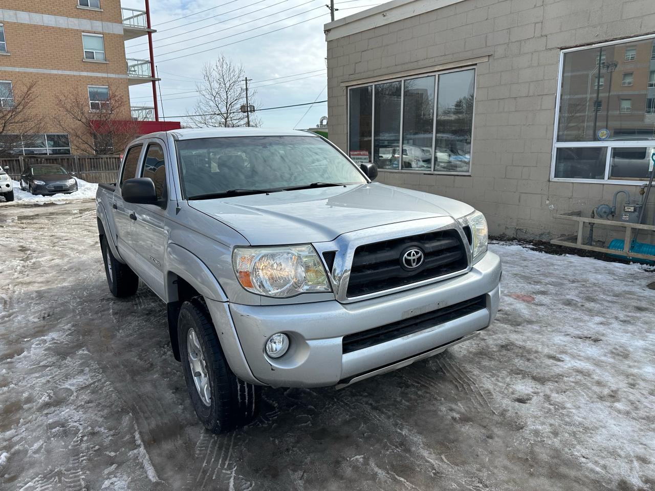 Used 2006 Toyota Tacoma PRERUNNER DOUBLE CAB 4X2 V6 TRD for sale in Waterloo, ON