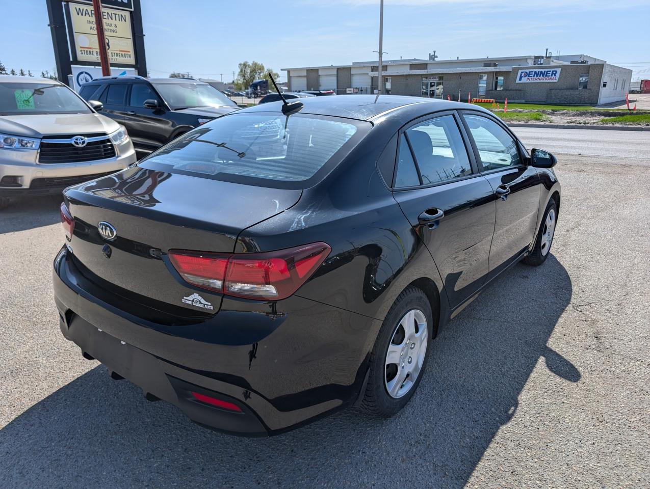 2018 Kia Rio LX | LOW KM | Mb Owned | Heated Steering - Photo #4
