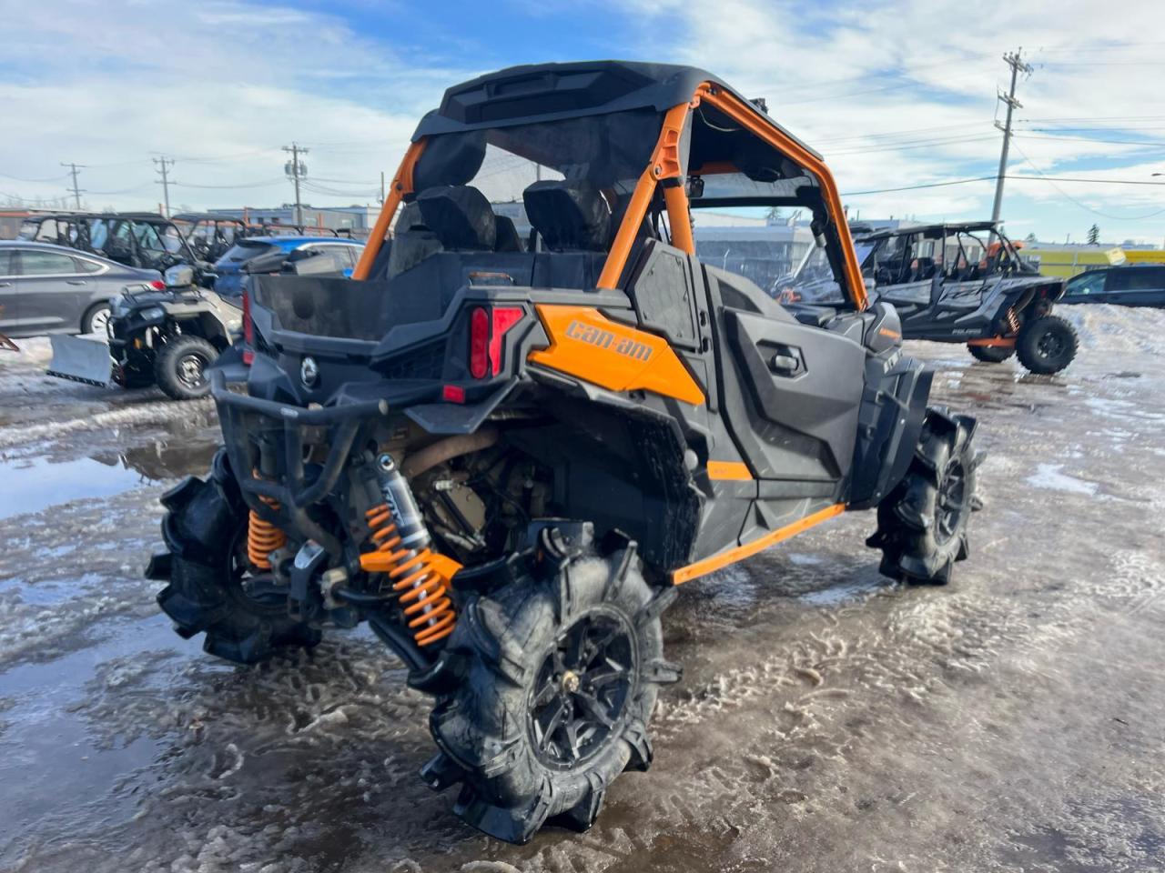 2020 Can-Am MAVERICK 1000 SPORT XRC $112 B/W - Photo #5