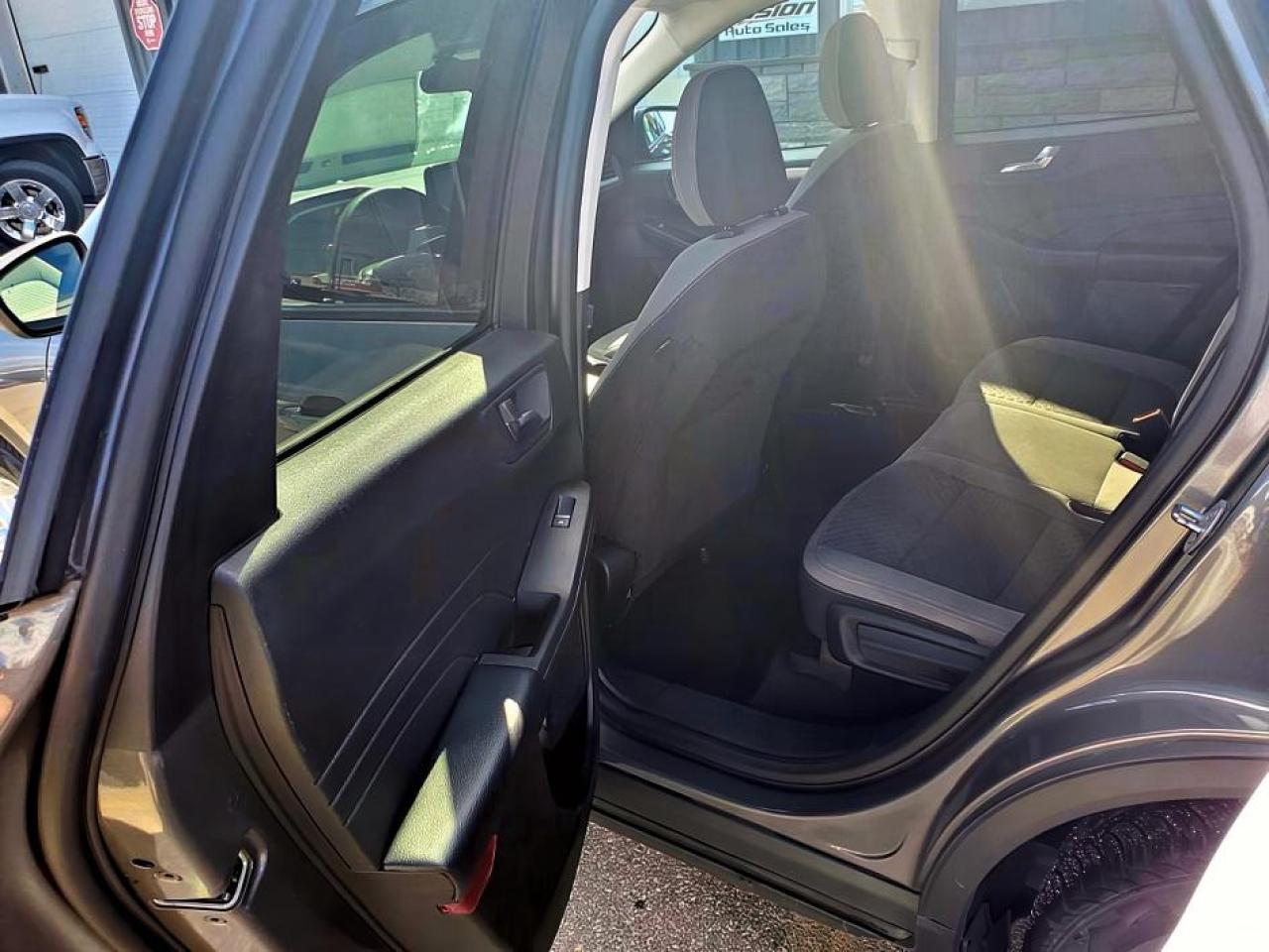 2021 Ford Escape SE FWD-HEATED SEATS-BLEUTOOTH-REAR CAMERA - Photo #18