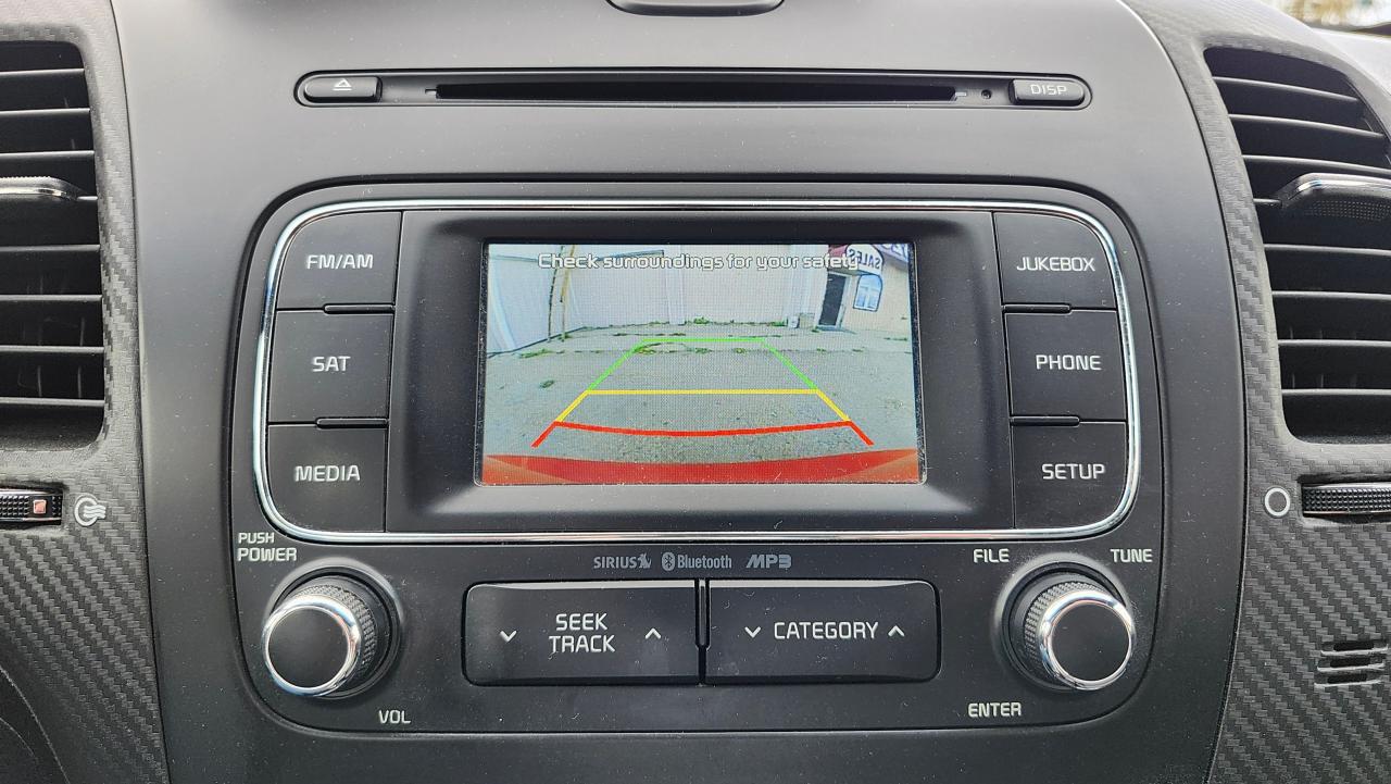 2016 Kia Forte Koup SX, Htd Seats, BU Camera - Photo #16