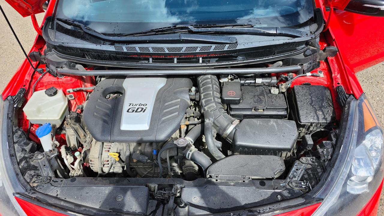 2016 Kia Forte Koup SX, Htd Seats, BU Camera - Photo #9