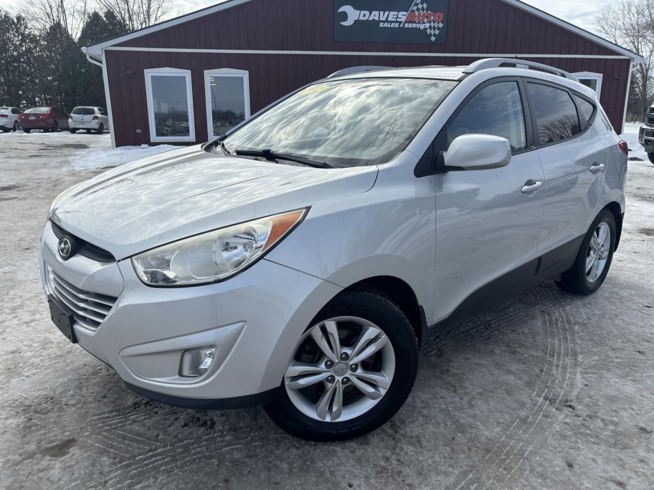 Used 2012 Hyundai Tucson Limited 2WD for sale in Dunnville, ON