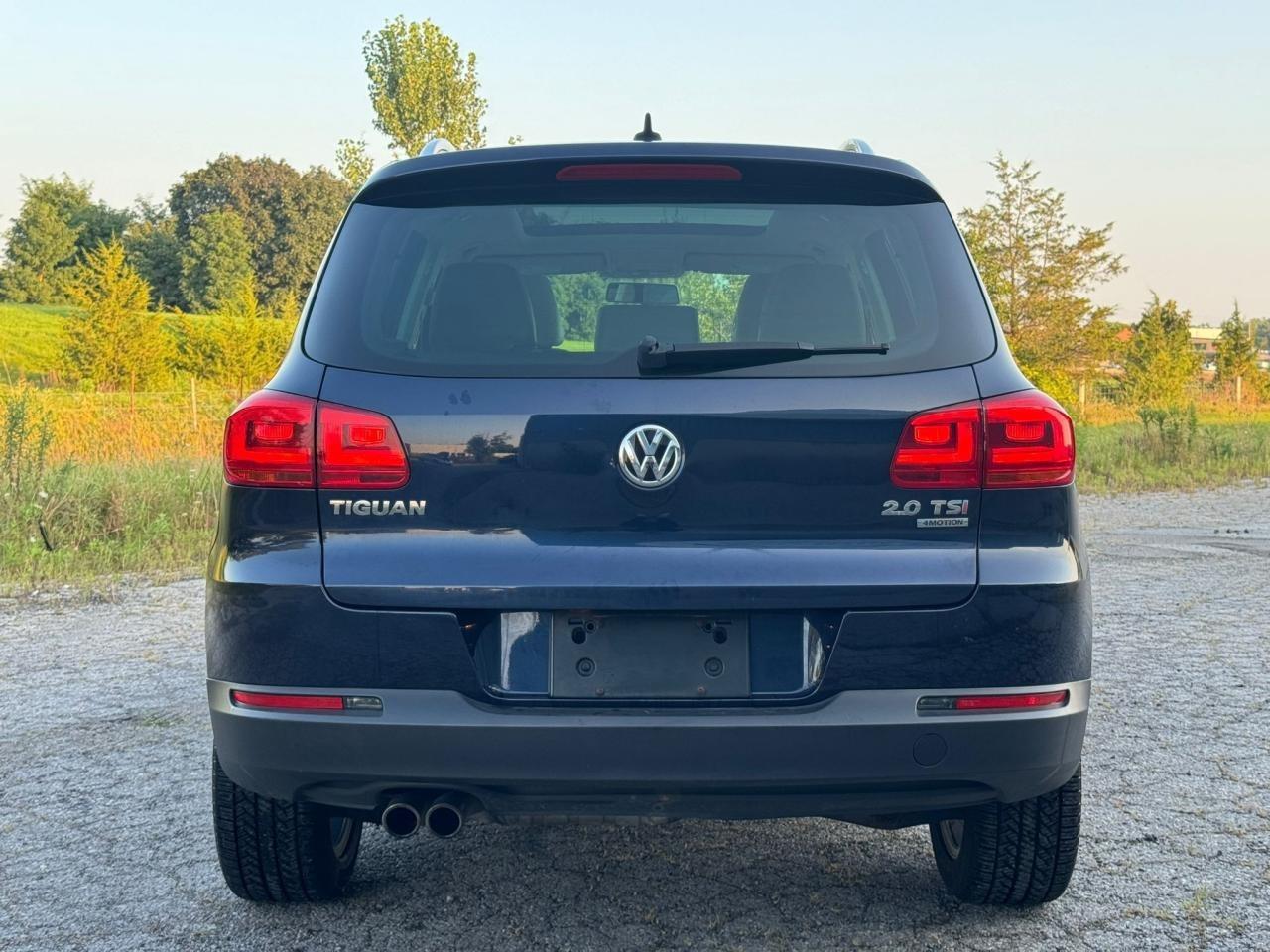 2012 Volkswagen Tiguan HIGHLINE / LOW KM / PANO / LEATHER / ALLOYS Photo24