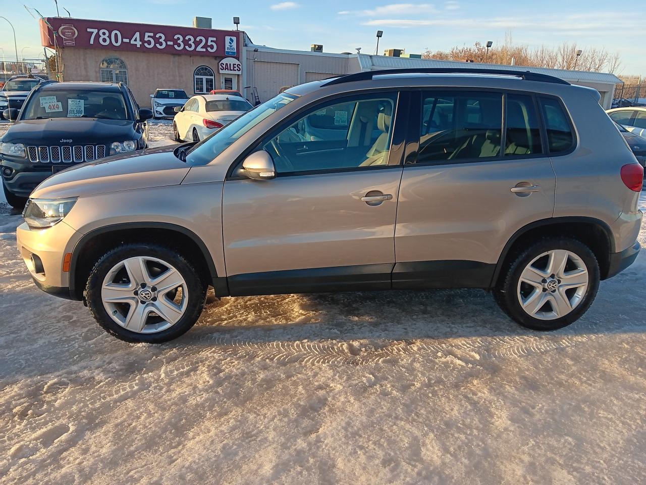 2016 Volkswagen Tiguan AWD, Leather, Panoroof, Nav, BU Cam, Fender Sound - Photo #4