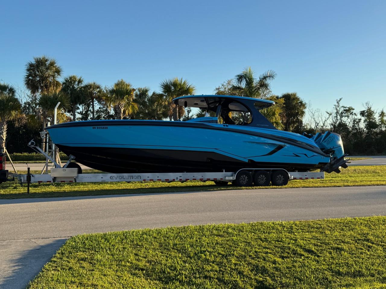 Used 2025 Mystic M4200 CENTER CONSOLE BOAT $PRICE IN USD$ - QUAD MERCURY RACING 500R OUTBOARDS - 42 FOOT, 11 FOOT BEAM, ALCANTERA INTERIOR for sale in Sudbury, ON
