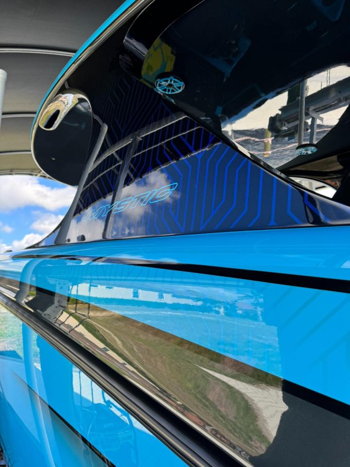 2025 Mystic M4200 CENTER CONSOLE BOAT $PRICE IN USD$ - QUAD MERCURY RACING 500R OUTBOARDS - 42 FOOT, 11 FOOT BEAM, ALCANTERA INTERIOR Photo