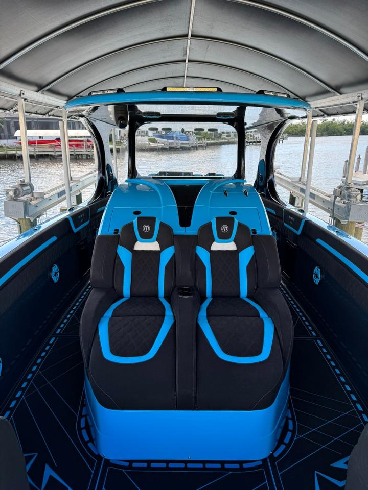2025 Mystic M4200 CENTER CONSOLE BOAT $PRICE IN USD$ - QUAD MERCURY RACING 500R OUTBOARDS - 42 FOOT, 11 FOOT BEAM, ALCANTERA INTERIOR Photo
