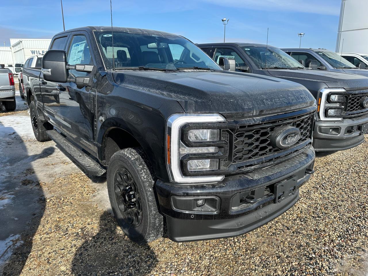 2025 Ford F-250 Super Duty SRW LARIAT 4WD Crew Cab 8' Box 608A Photo2