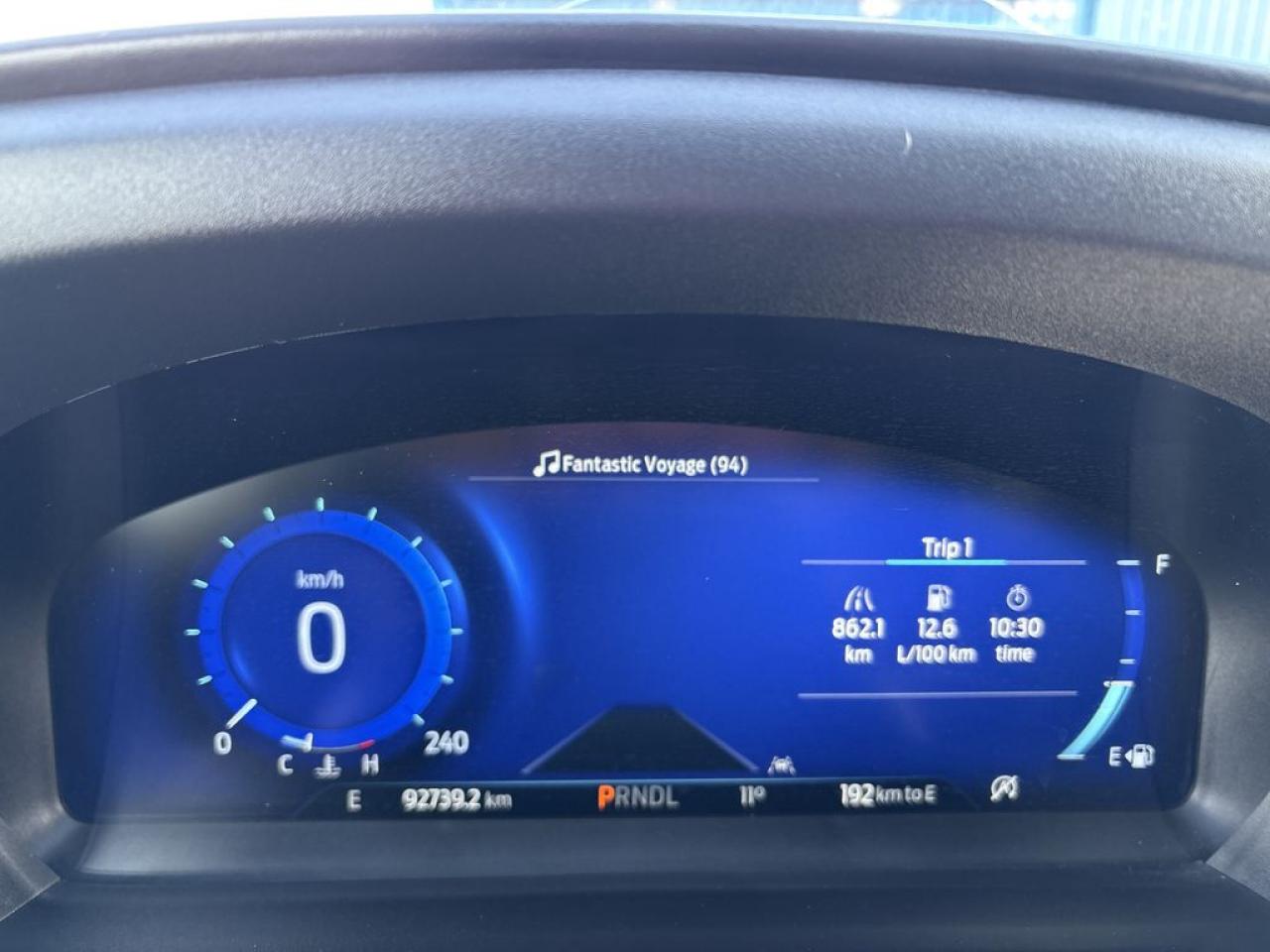 2022 Ford Explorer Platinum Photo5