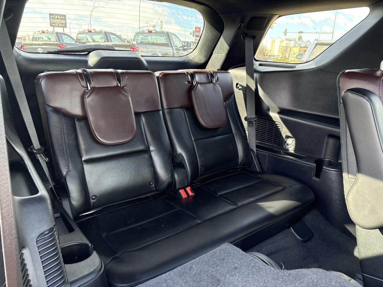 2022 Ford Explorer Platinum Photo5