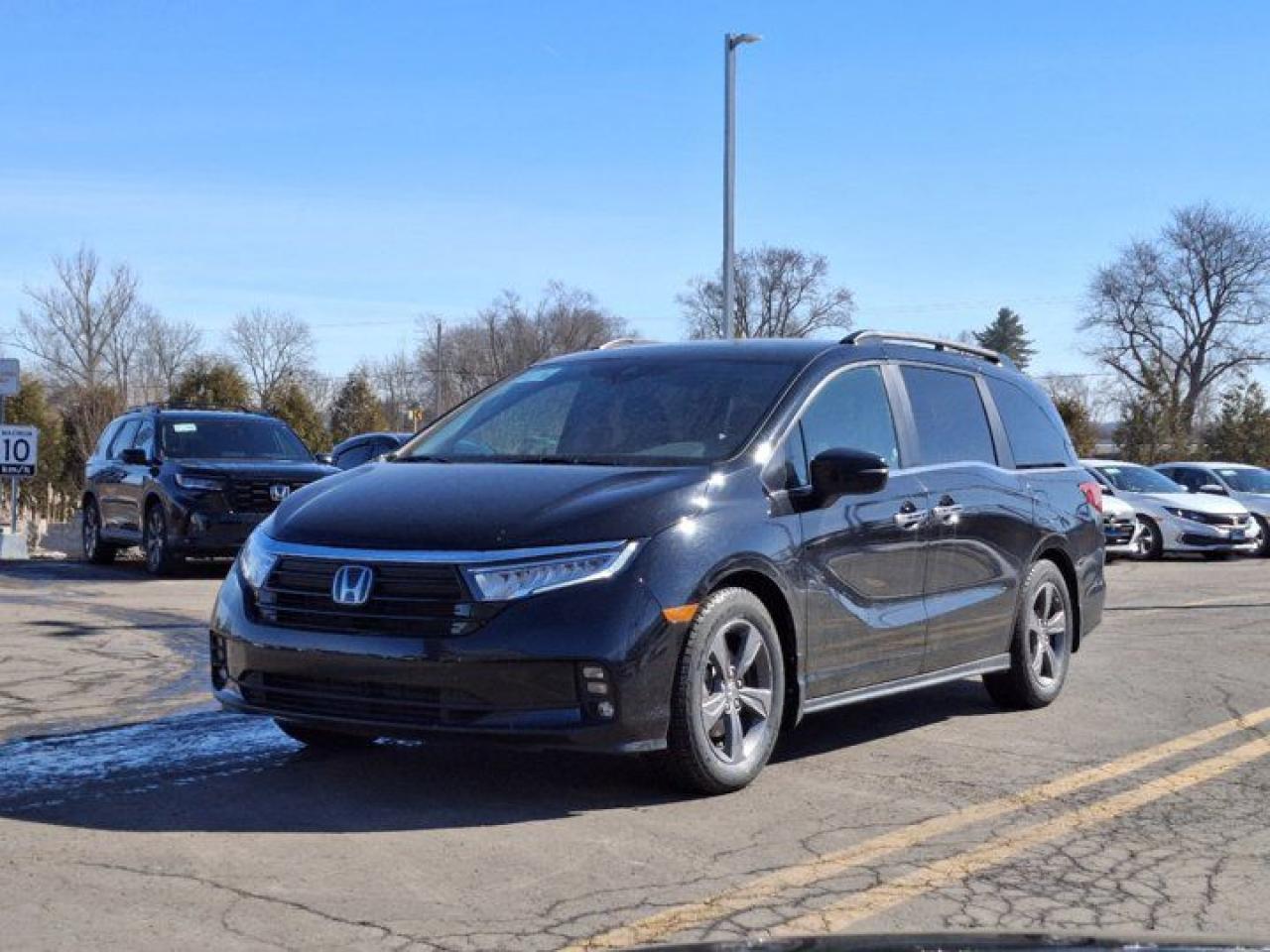 Used 2022 Honda Odyssey EX-RES| Rear DVD | Sunroof | Power Sliding Doors | Heated Seats | CarPlay + Android | New Tires | for sale in Guelph, ON