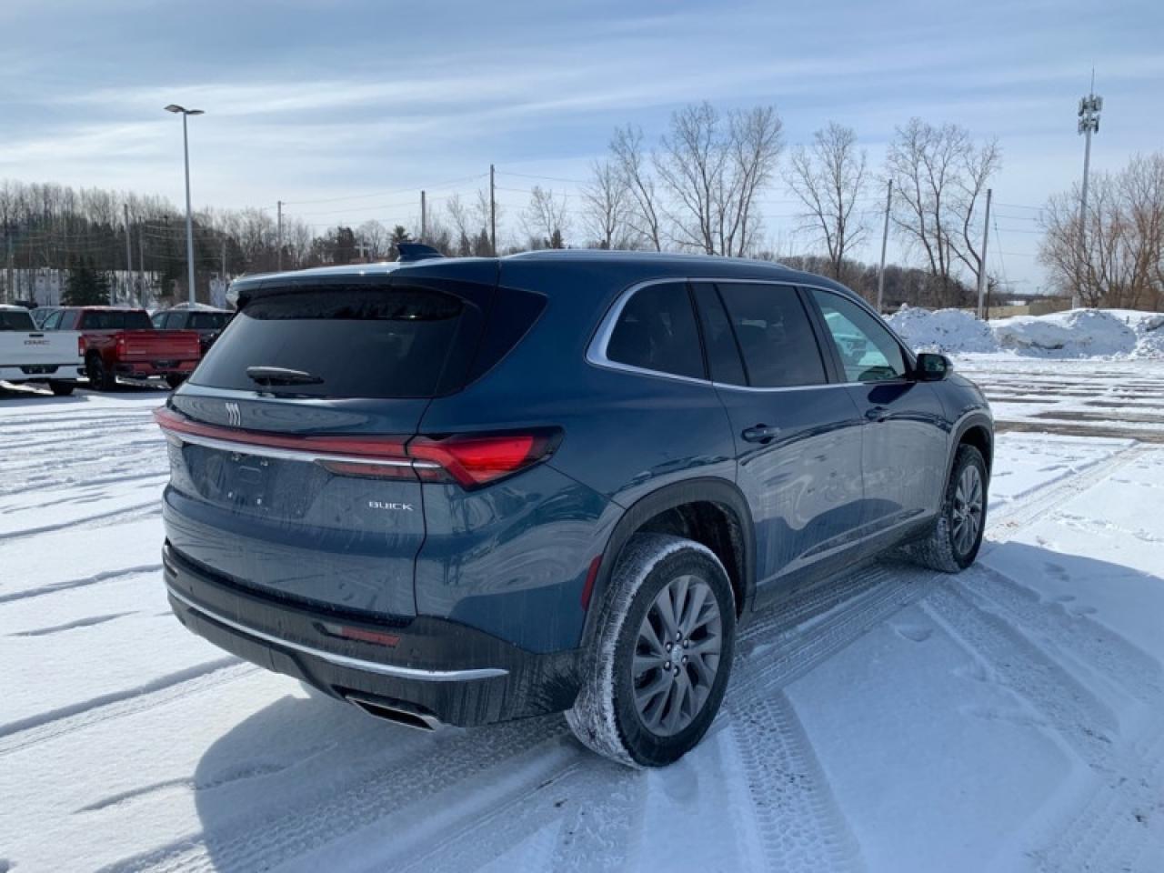 2025 Buick Enclave Preferred  - Premium Audio Photo4