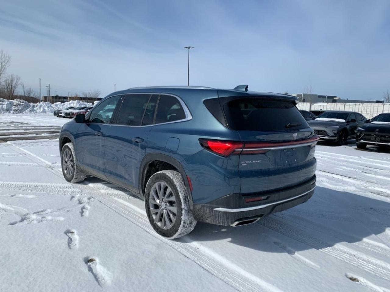 2025 Buick Enclave Preferred  - Premium Audio Photo2