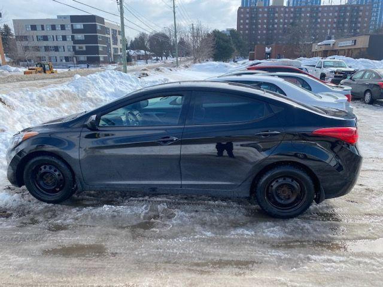 Used 2013 Hyundai Elantra GL for sale in Waterloo, ON